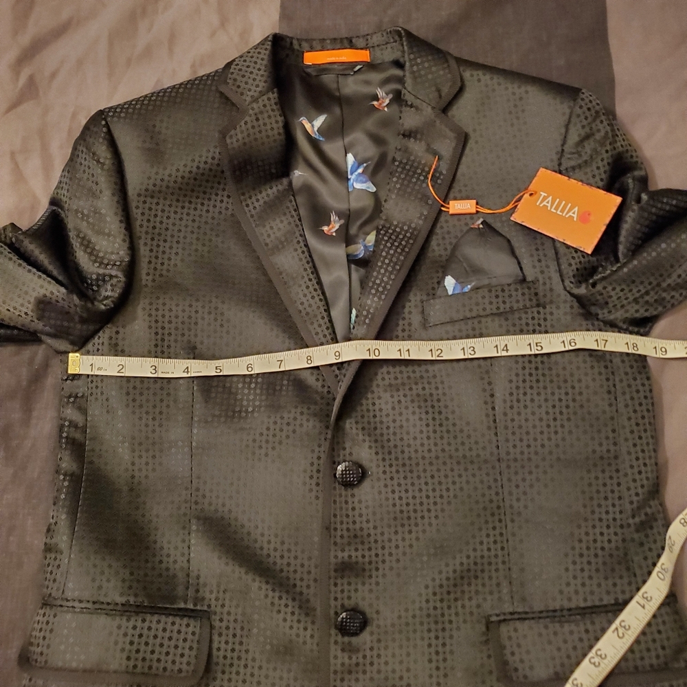 Boy's Tallia Nordstrom Rack Size 18 Textured Hummingbird Regular Black Blazer - Picture 3 of 10